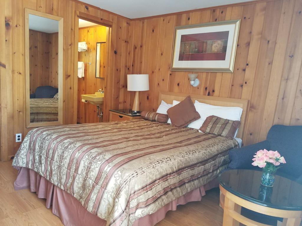 Seven Dwarfs Cabins - White Cabin Lake George Zewnętrze zdjęcie
